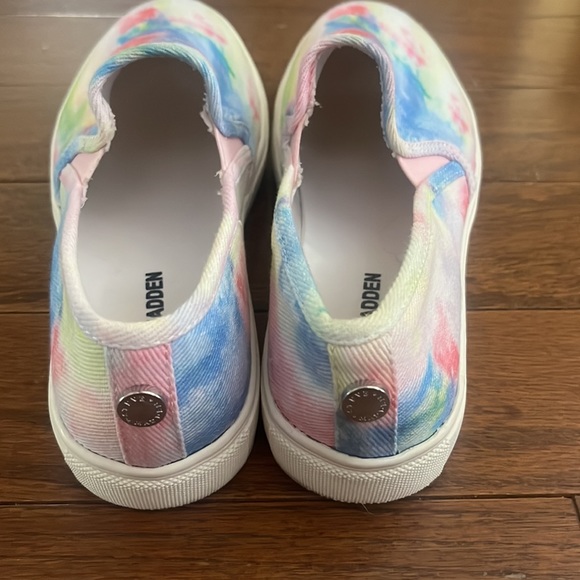 Girls Steve Madden size 4 shoes - Picture 3 of 4